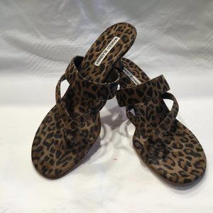 Manolo Blahnik Kitten heel sandals